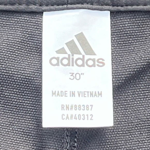 Adidas; NWT; Solid Black; Above Knee; Golf Shorts; Men's 30in Waist/10in Inseam - Picture 5 of 7